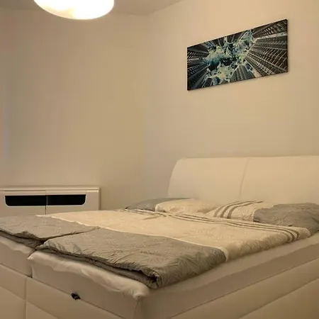 Centrum 301 *